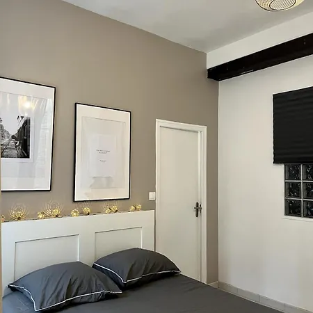 La Vue Sacree * Laon