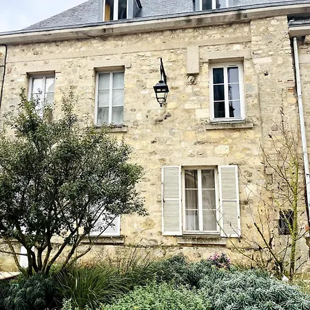 La Vue Sacree * Laon