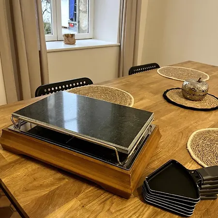 La Vue Sacree Apartment *