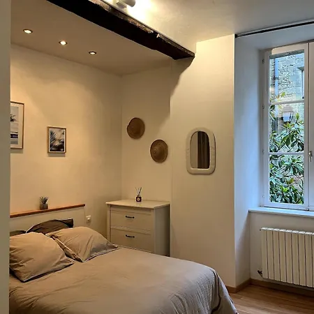 La Vue Sacree * Laon